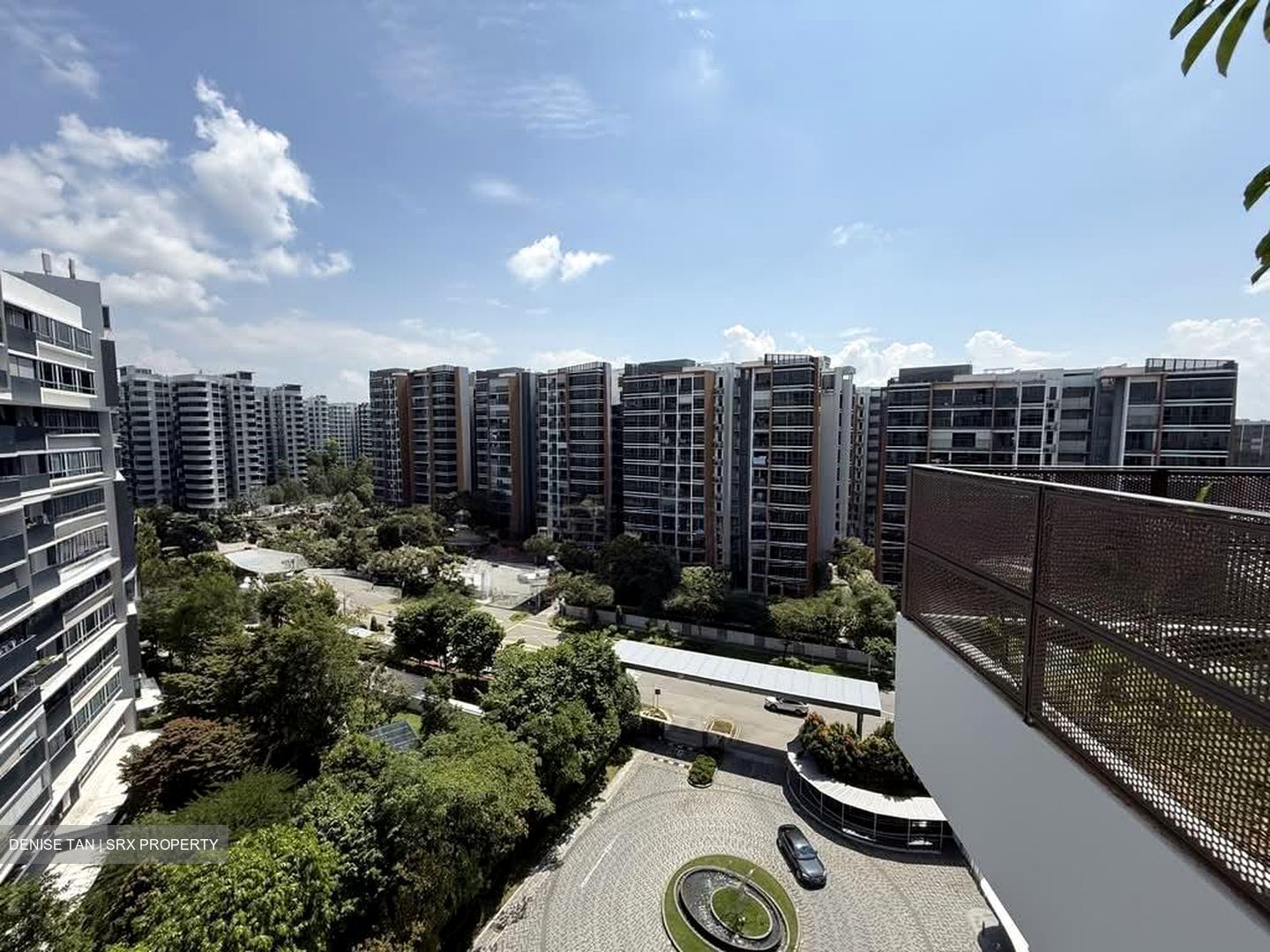 d'Nest (D18), Condominium #573391081